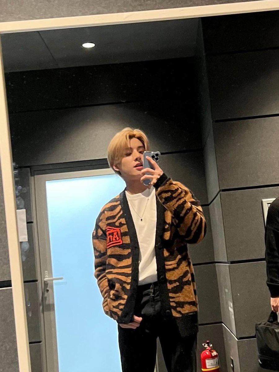S2imk's tweet photo. 월요병 우리 재윤이로 퇴치 중.. https://t.co/aMTrClvQXv