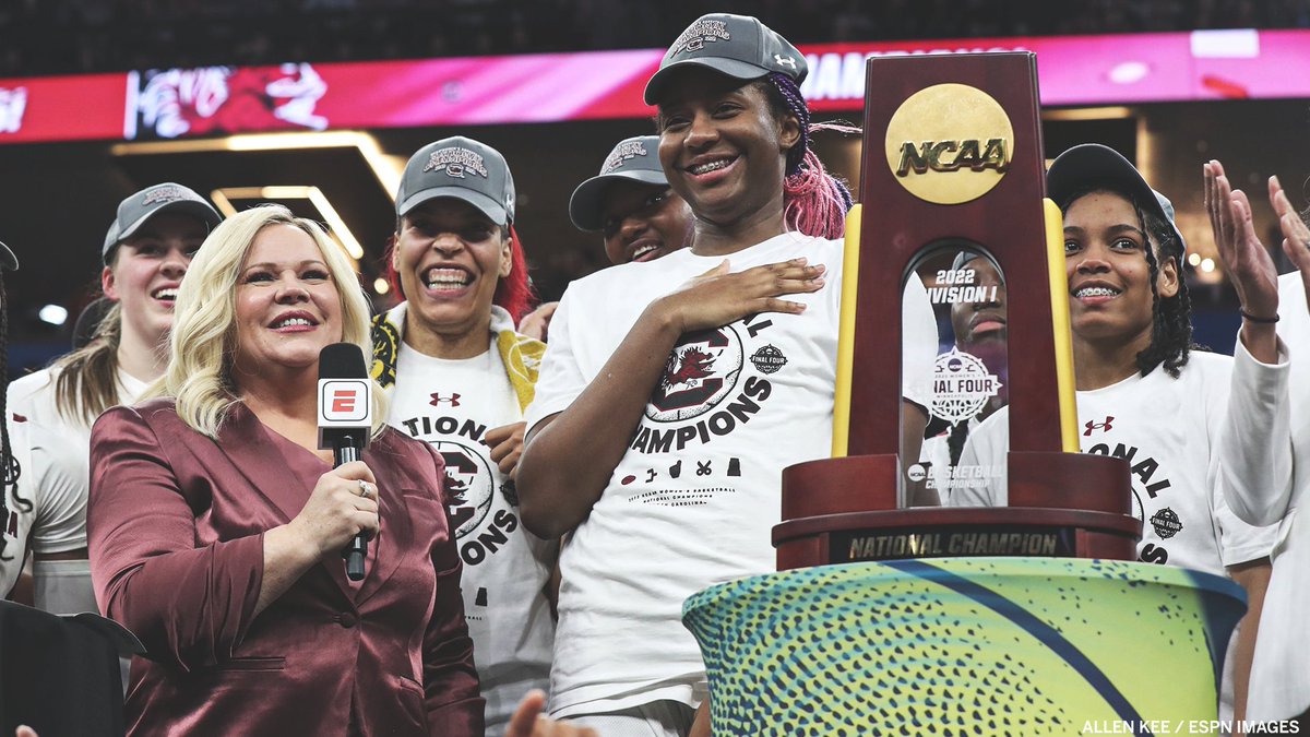 SECNetwork's tweet photo. Nothing beats this feeling 🤩🏆 @GamecockWBB https://t.co/j0Bb9EO64f