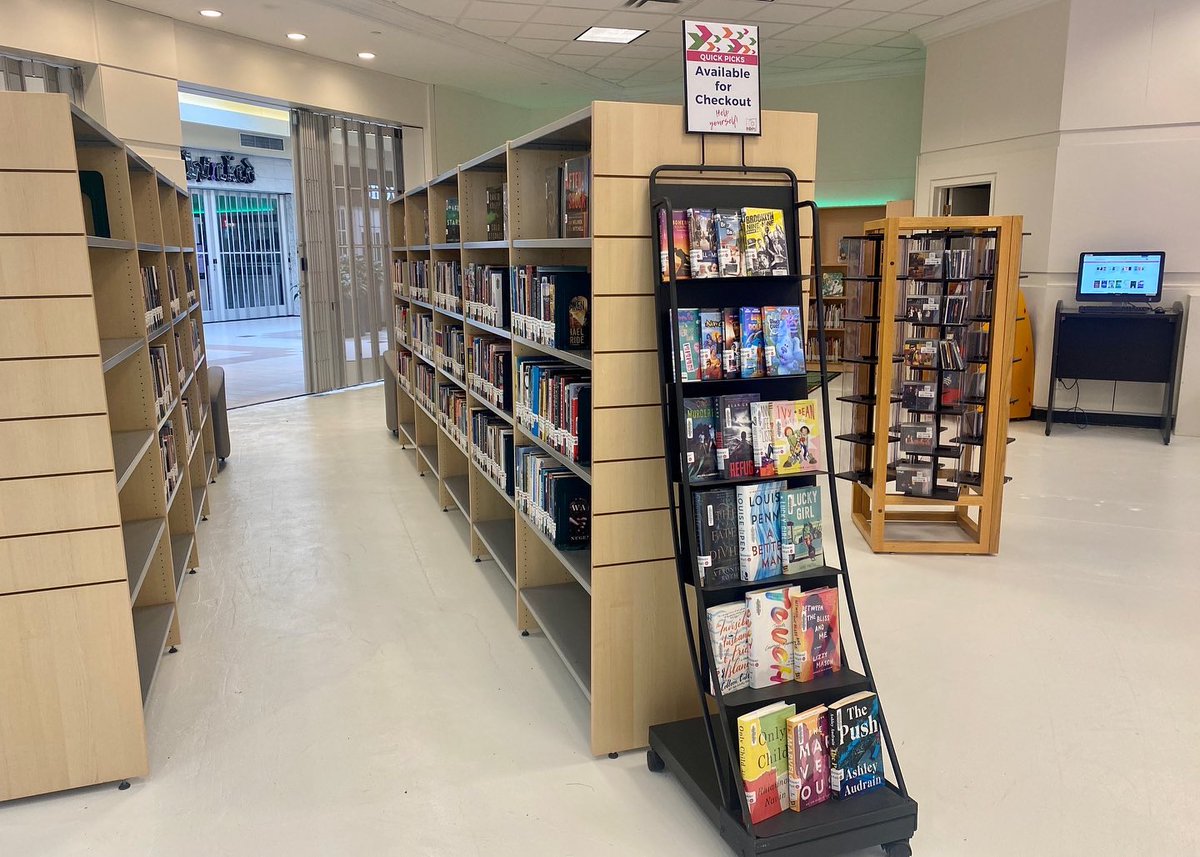 rdpl's tweet photo. Tomorrow (April 4) is the big day! Our @shopbowerplace Pop-up Library Branch will be open for business at 10 a.m.! We can’t wait to see you! 📚
#RedDeer #YQF #beRDPL https://t.co/KHLoYIKzE9