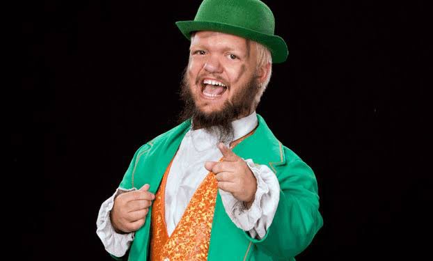 RobbyM_'s tweet photo. @TheNotoriousMMA You tell em Hornswoggle https://t.co/8ori9g53aE