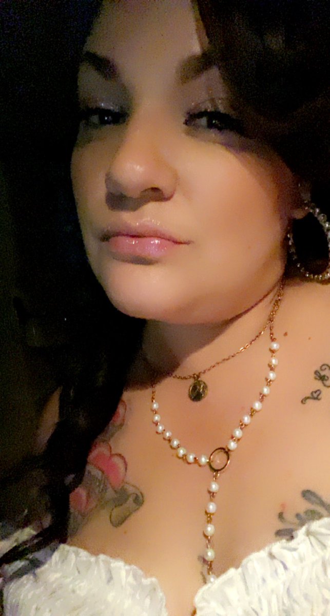 mizznique05's tweet photo. Can women be sexy without showing her body?? https://t.co/D7NFcnIKMu