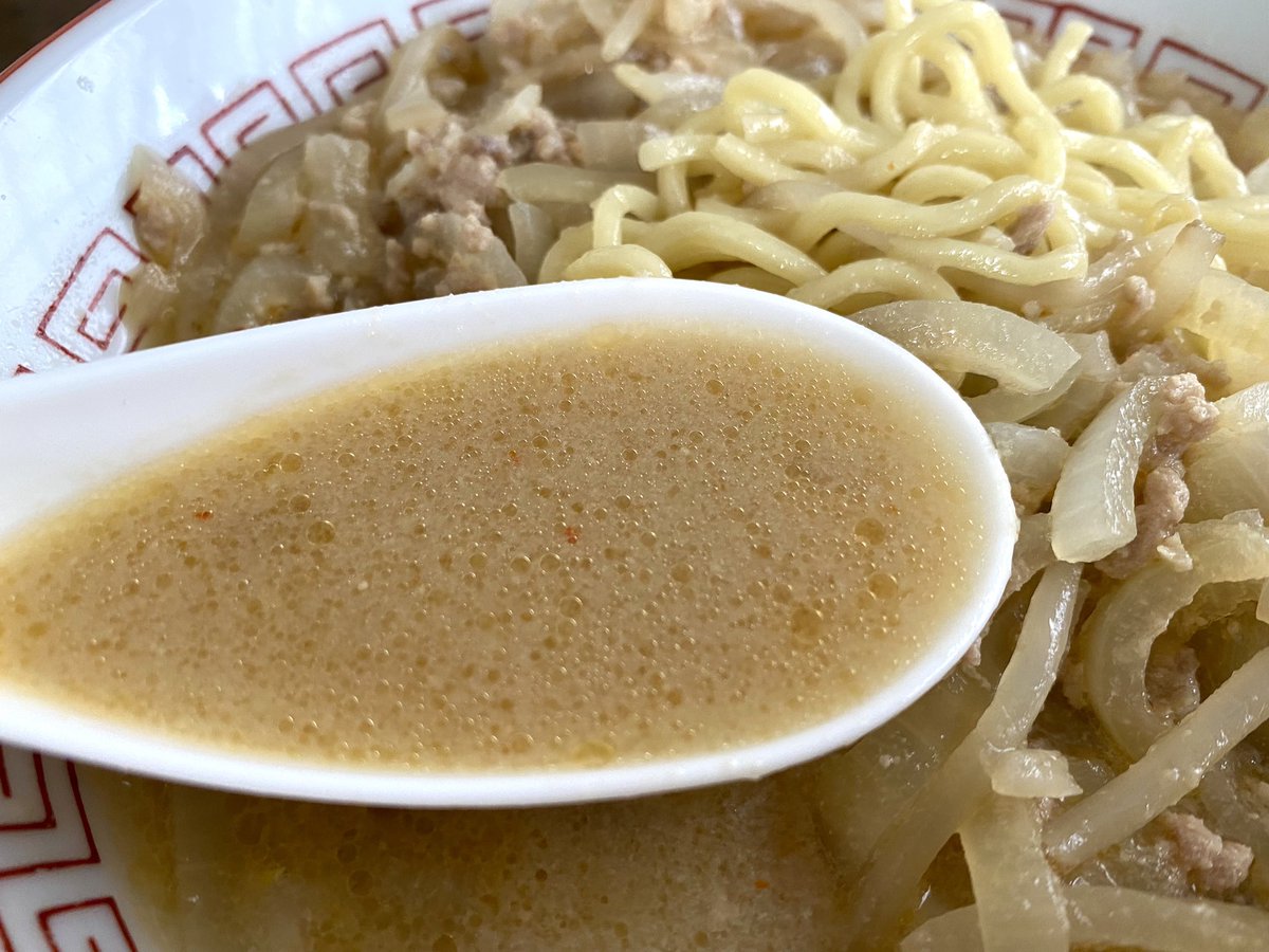 kassouzaru's tweet photo. 今日のランチはこの前買って来た食堂ニューミサの味噌ラーメンを🍜
もやしと玉ねぎ沢山入れて美味しく頂きました😁
#食堂ニューミサ #元祖上越味噌ラーメン #味噌ラーメン #ラーメン #味噌 #ニンニク #玉ねぎ #もやし #ひき肉 #上越 #新潟県 
#newmisa #misa #jyoetsu #niigata #miso #ramen https://t.co/VhPzntPZOv