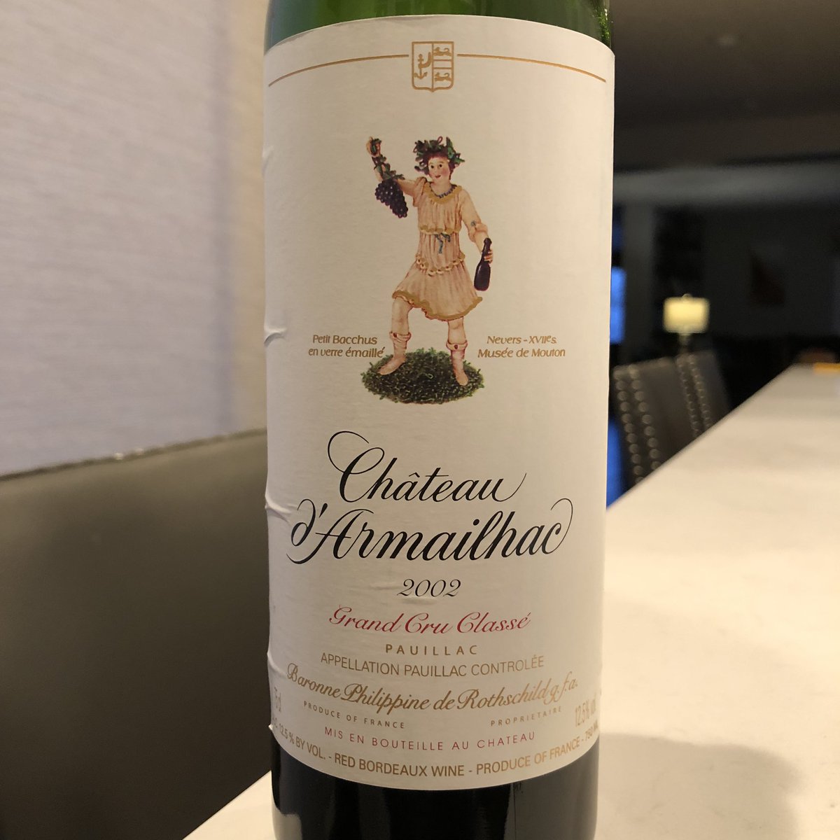 AffordCollector's tweet photo. 2002 Chateau d'Armailhac garnet, burnt red, in color. cassis, dark fruit, tobacco, dusty earth, cigar box, pencil lead, savory. long tannins, linear acidity, pencil, on the finish. this wine is classic bordeaux. #bordeaux @DrinkBordeaux #wine @nvwineandcigar #fifthgrowth https://t.co/eIUVHr28d1