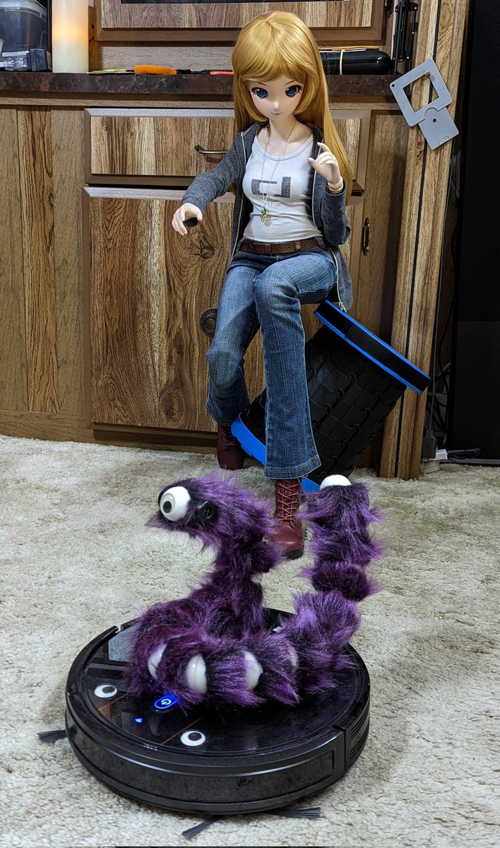 rc2agog's tweet photo. Flod hitched a ride out into Gliss' world! "Another cutie riding the robovac!" ๐คโจ
.
#Gliss #SmartDoll #BJD #SmDplus #Flod #alien #Kufuku #robovac #riding #vacuum #joyride #shenanigans #cabinfever https://t.co/hyHSRrsRjY