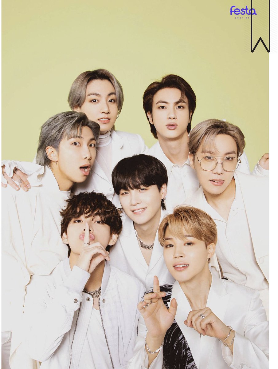 JabouriTota's tweet photo. BTS didn’t fail.but Grammy lost 😒🤮#OurProudBTS https://t.co/wHLe9HEjUB
