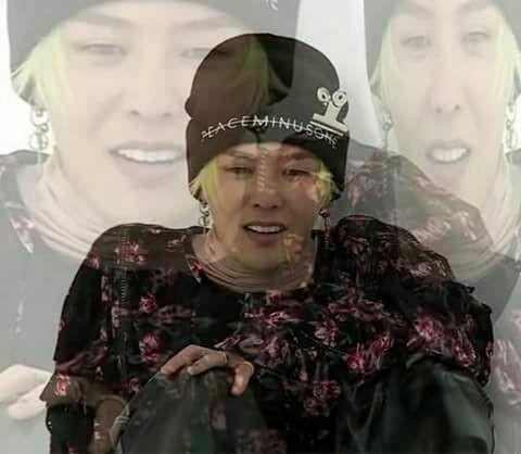 AlexaCo21738261's tweet photo. Twitter viendo como en menos de 2 horas VIP abren cuentas nuevas y ya tienen 100 seguidores 💛👑

#BIGBANG #BIGBANGisBACK #BIGBANG_StillLife #FindingVIP https://t.co/wknHRIMmHx