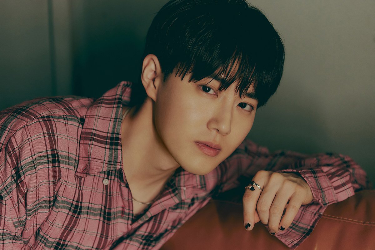 SMTOWN_Idn's tweet photo. SUHO EXO Rilis Mini-album ke-2 ‘Grey Suit’ Sore Ini

Info lengkap di Official Facebook Page SMTOWN Indonesia
👉🏻https://t.co/IDfEHtPKWi

@weareoneEXO
#SUHO #GreySuit #SUHO_GreySuit https://t.co/koBOTBqGMx