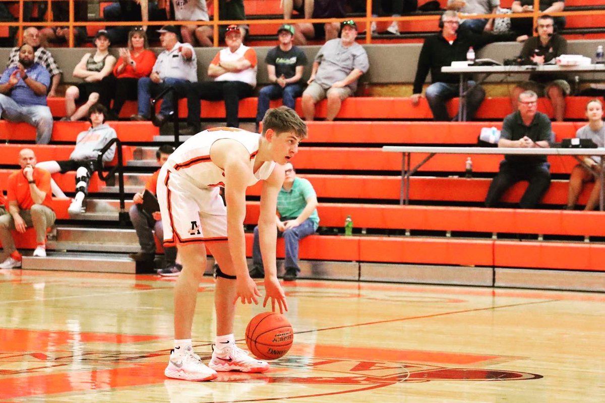brax_fisher's tweet photo. Sophomore Season
• 7.3 PPG
• 2.2 APG
• 2.8 RPG 
• 1.5 SPG
• 16-7 Record 
• Sub-State Champions 
@SSA_Hoops @Coach_AJVinent 

Check Out My Highlights ⬇️
https://t.co/iXrOhpHQts https://t.co/35XxZKRF7i