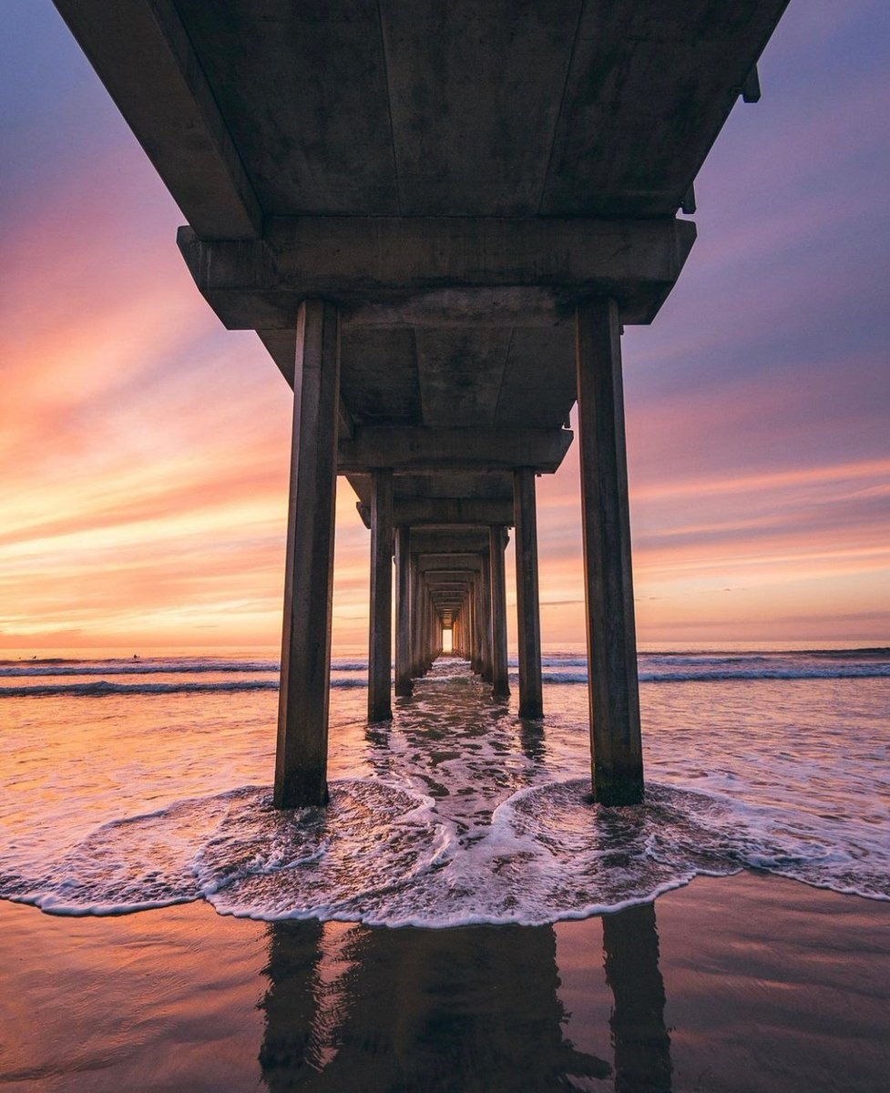 A new week in San Diego begins. Have a great one.
🌅⁠
⁠
📸: @alec_basanec⁠