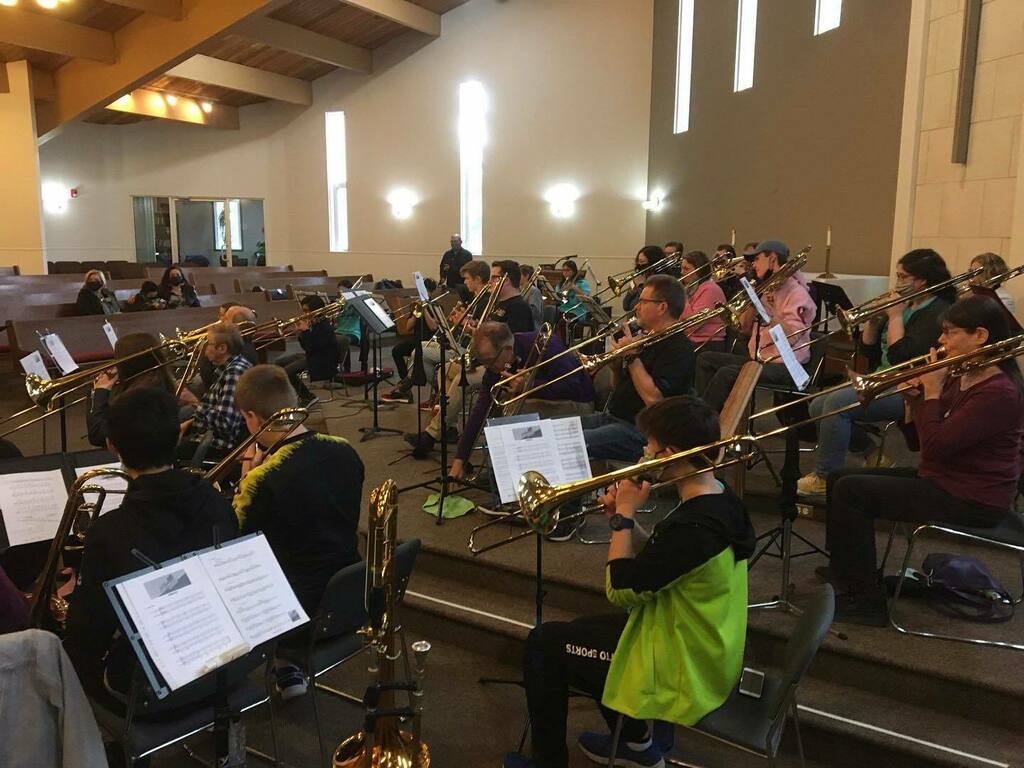 gingricn's tweet photo. That's a wrap! #slideintospring_yyc 2022 #hybridedition #trombone #internationaltromboneweek #tromboneweek #lowbrass #music #posaune #spitvalve #carpeslidem 🎶 Thanks to csteller @showbandcs @musicdirectcanada @longandmcquade @visitflanders #CADME 🎵@c… https://t.co/kM0P1C90FP https://t.co/wsrgnWfPeR