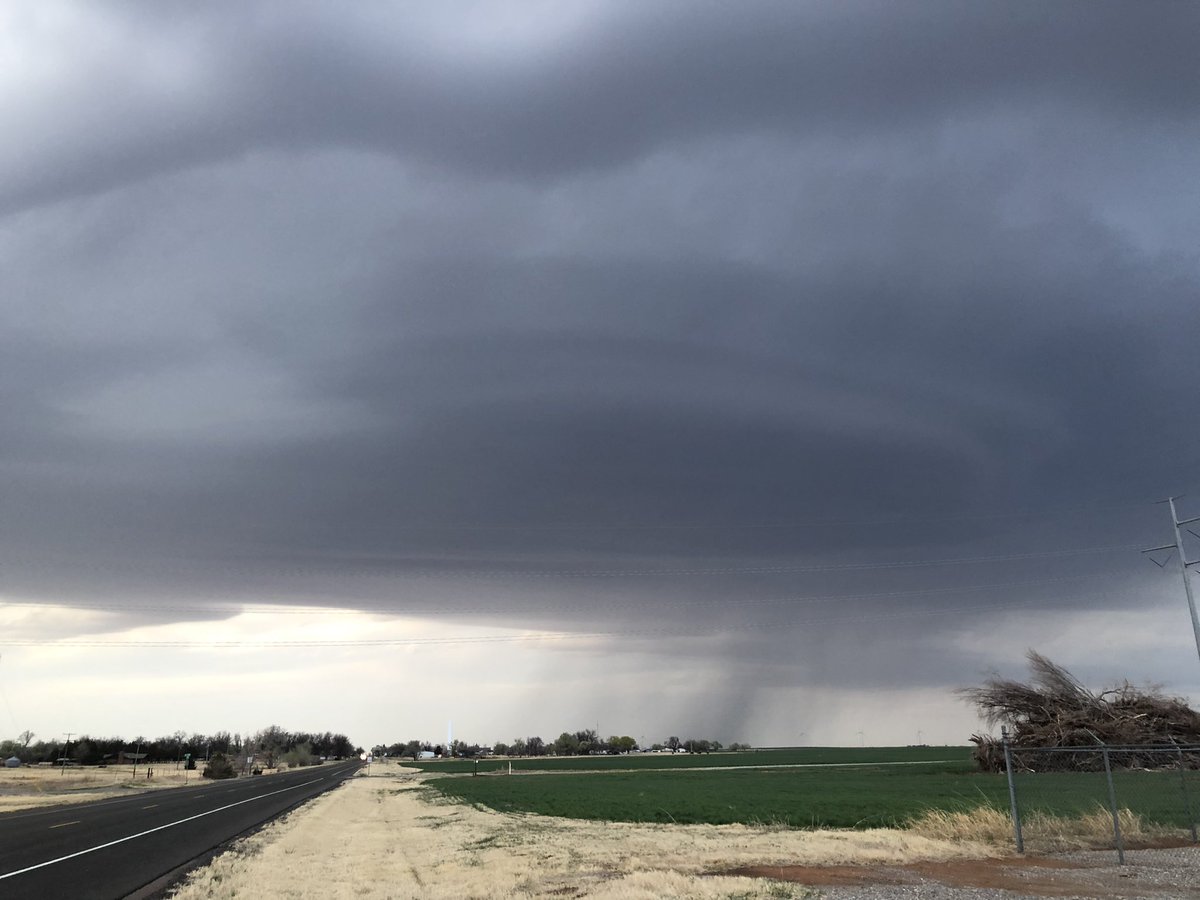 Developing supercell close to Rocky, Oklahoma #okwx