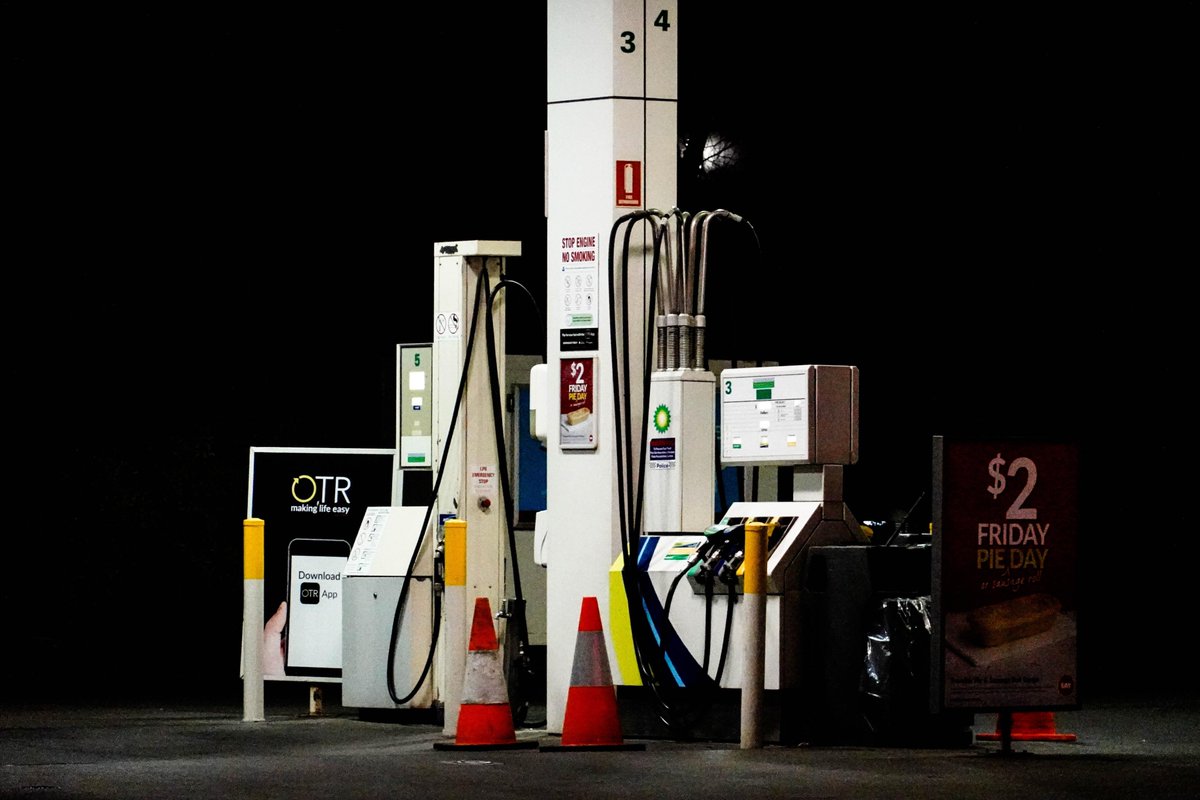 blockhead_co's tweet photo. You can soon pay for petrol with #Bitcoin in Australia thanks to @cryptocom 👀👇 #BlockheadNews https://t.co/JT4SvdQpTe