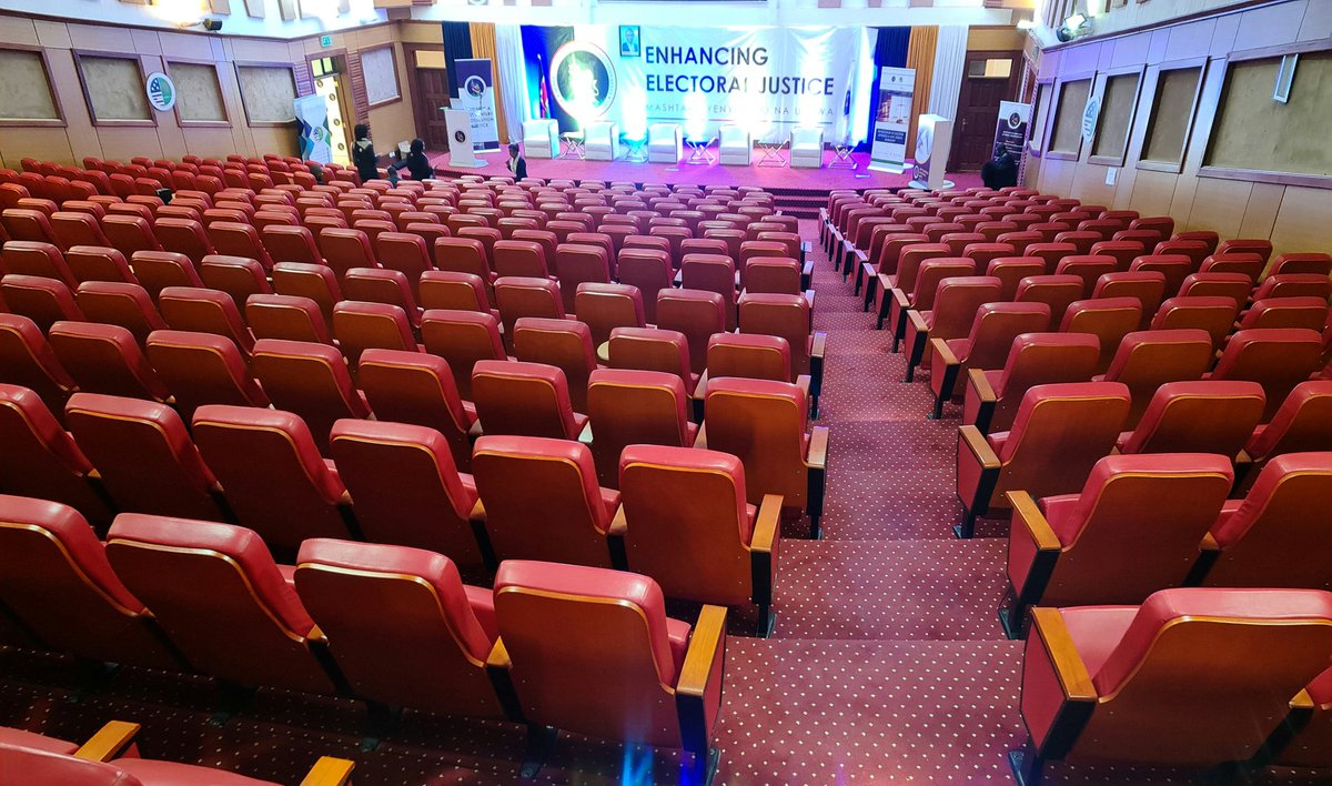 ODPP_KE's tweet image. Today, 4th April, 2022 @KSG Nairobi, the stage is set!

1. Launch of the ODPP Compendium on Electoral Justice! 

2. One week training for over 100 prosecutors &amp;amp; stakeholders on Prosecution of Election Offences &amp;amp; Hate Speech! #HakiNaUsawa #ODPPElectoralJustice