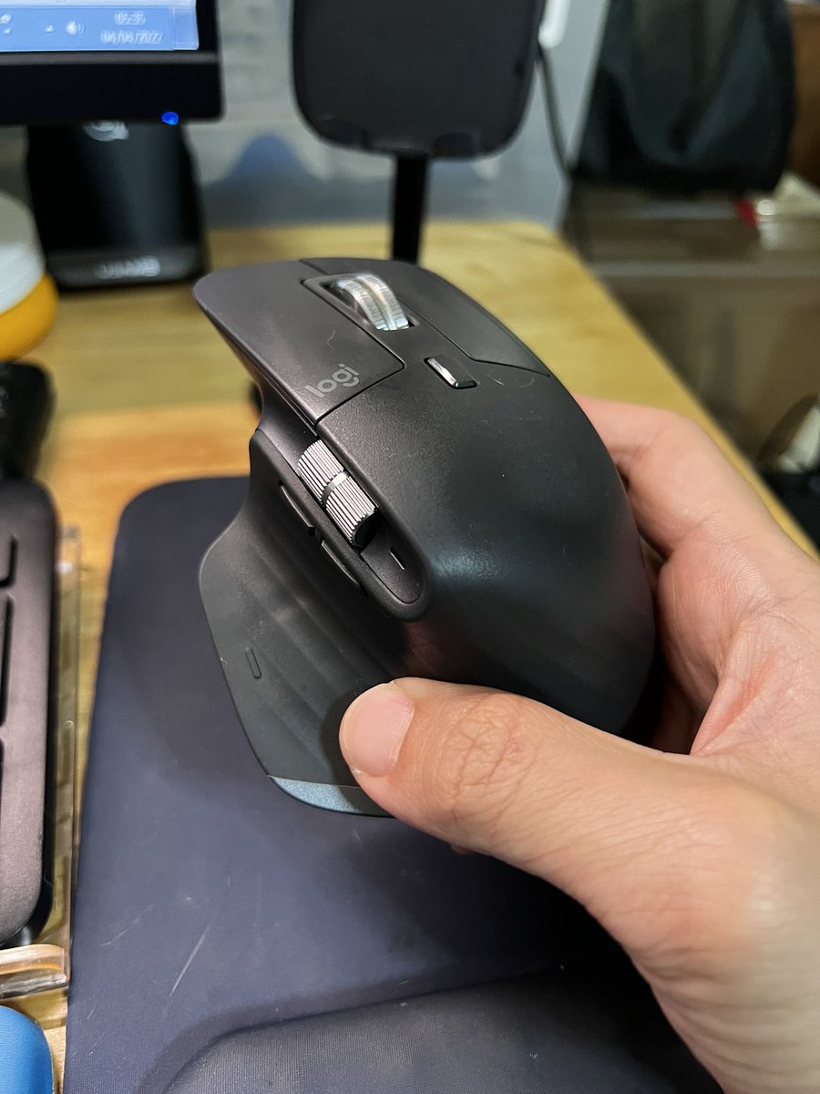 หนึ่งหนึ่งกับแมว7ตัว 😽🐱 tweet media