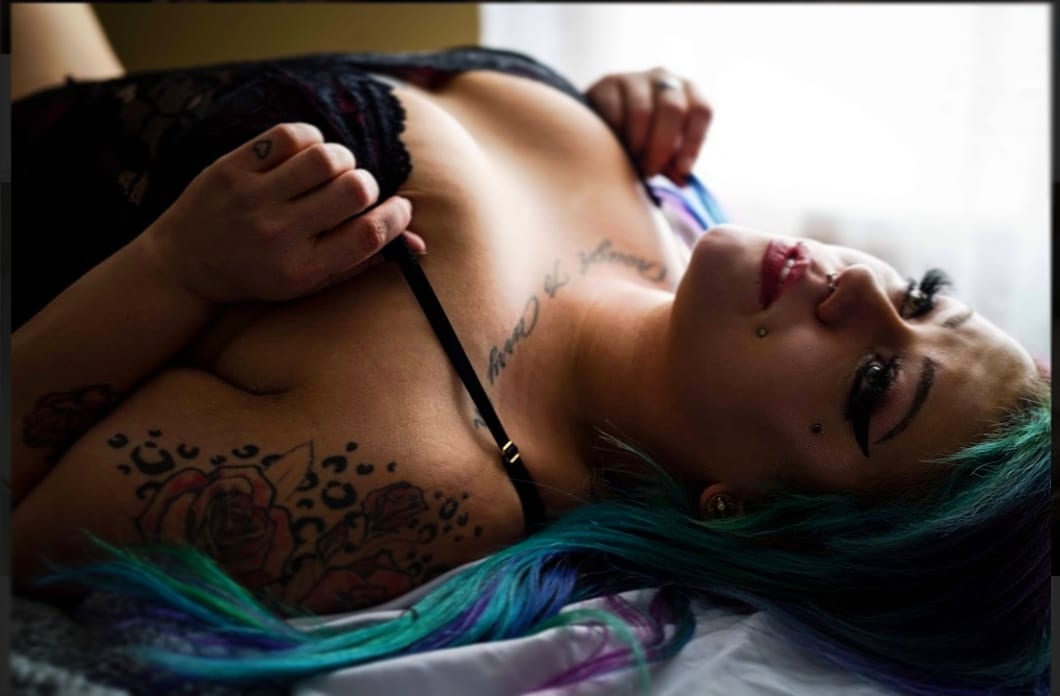 LDaze420's tweet photo. Sweet dreams are made of me https://t.co/w8eHZSTHL2