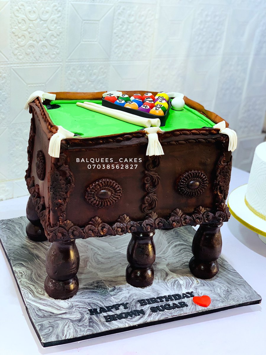 BalqueesCakes's tweet photo. Made this cake for a snookers lover😍😍
It’s beautiful right?
Kindly RT cos my customer might be on your timeline😍😍🙏
#akurebaker#owobaker#ondobaker# https://t.co/h9ZzU3jM5g