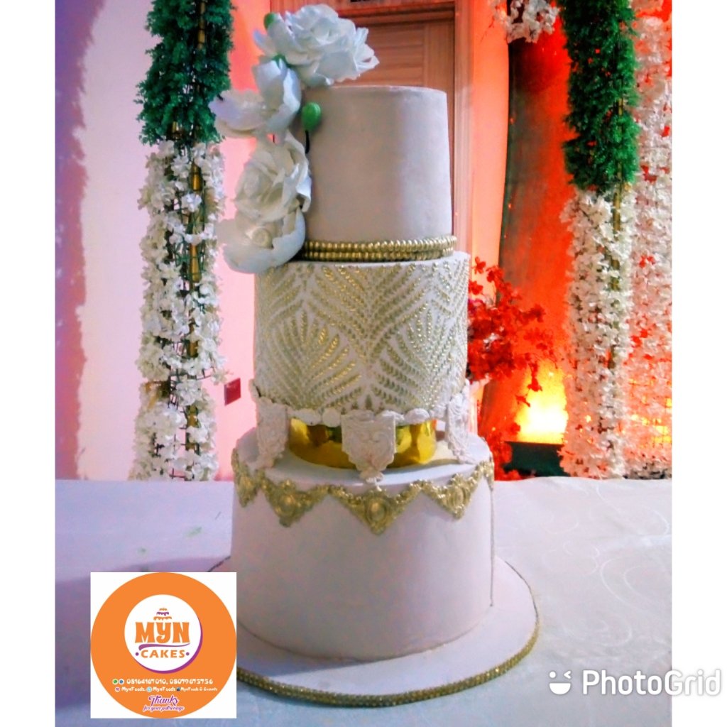 Mynfoods's tweet photo. Making your event a memorable one is our top priority at Myn's.
Location; Bashorun Ibadan
#weddingcake #mynfoods #myncakes https://t.co/9CnCFQHcho