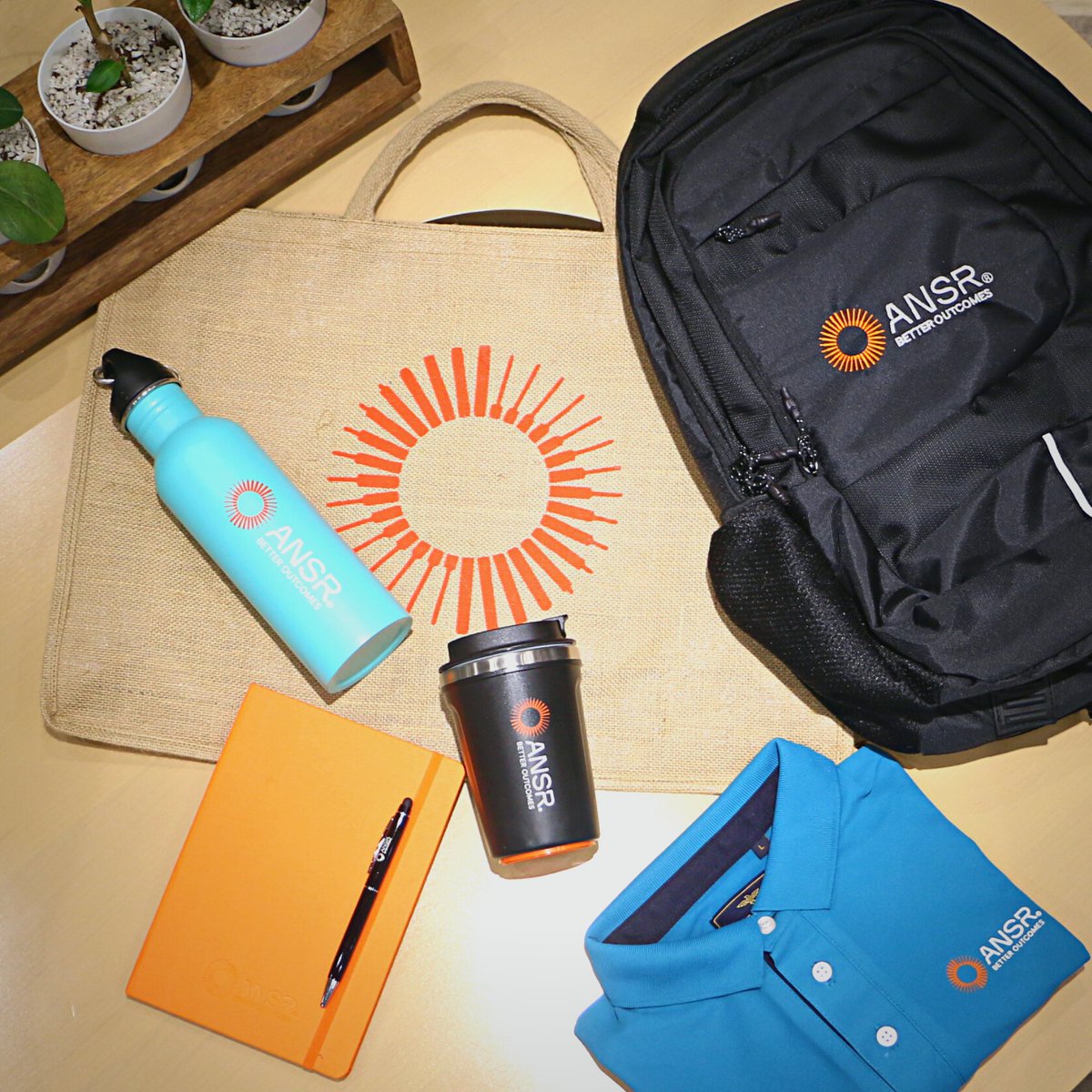 ansrglobal's tweet photo. Adding a 'bagful' of joy to the new brand celebration.
#ANSR #EmployeeSwag
#BetterOutcomes https://t.co/4cZSQ71SUC