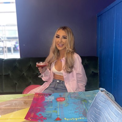 nicolebooth_'s tweet photo. #NewProfilePic https://t.co/7nh5DLtwa2