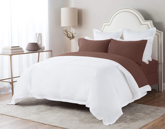 lelaanstore's tweet photo. Flannel sheet set &amp; Pillow Set 
(King, Burgundy)
"https://t.co/nXc9ROelUH"
✔️SUPER QUALITY ✔️ SOLID COLOR ✔️BREATHABLE
.
.
.
#highlydurable #flannel #flannelsheetset #bedding #beddingsheets #solidking https://t.co/JORaj30fLJ