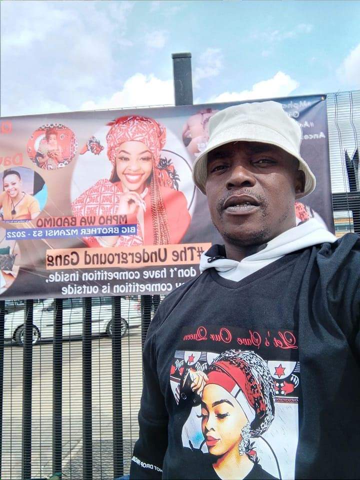 officialmpho_s's tweet photo. Right now I want 2 give honour 2 brother Sonnyboy Ndlovu for the hard work he did,checking up on Mpho's family,going out there campaigning because we all know tht it's not easy but he did it n the team tht worked with him.May u be blessed #MphoX2Million #BBMzansi #UndergroundGang https://t.co/yuCQe1Hwhb