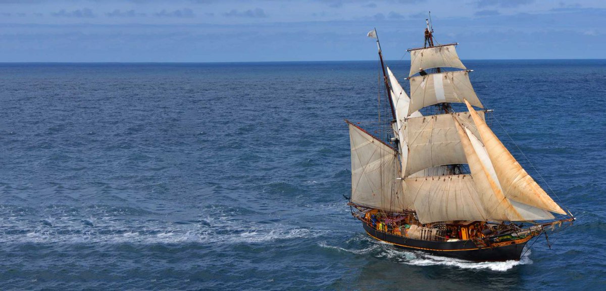 himanshu_3000's tweet photo. “A ship in harbor is safe — but that    
     is not what ships are built for.”
             — John A. Shedd.
#MondayMotivation #mondaythoughts https://t.co/1pTJoKi12r