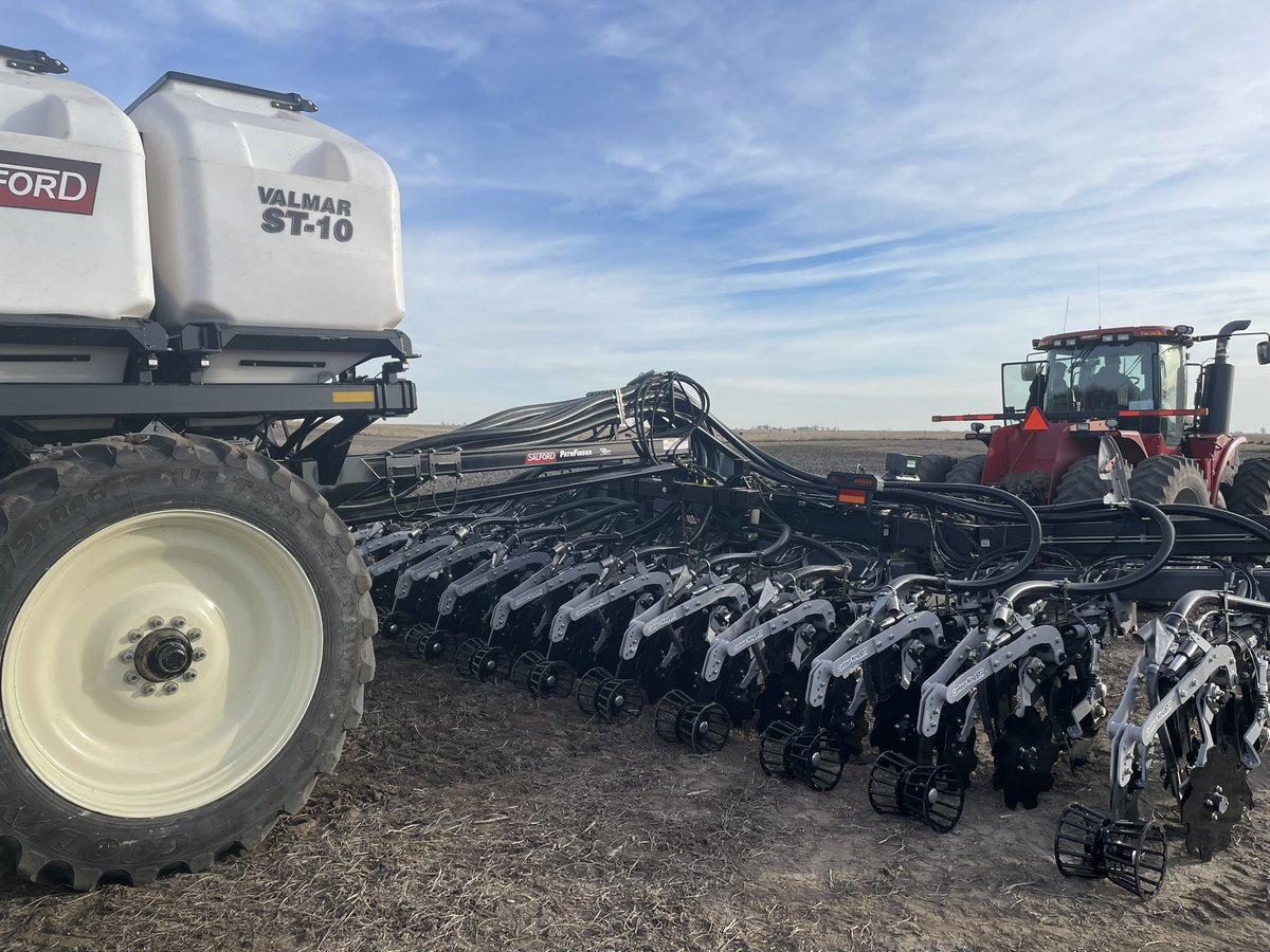 wjwalter10's tweet photo. @AgTechBill @KuhnNA @DawnEquipment https://t.co/NG93YbDZJE