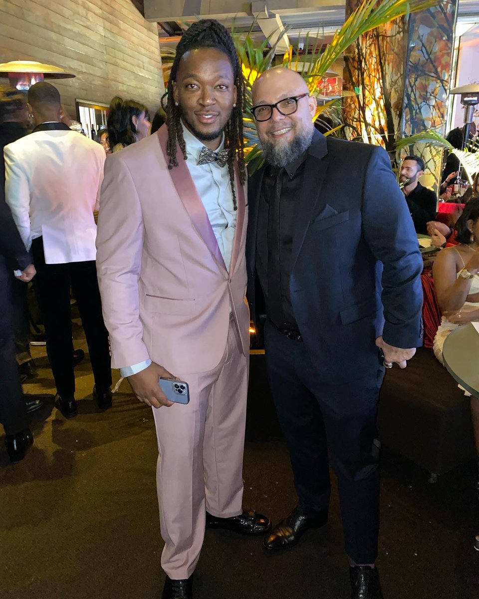 Joshuamacciello's tweet photo. Congratulations on your #grammy win @kizzowhatitfeellike! Cheers to 20 or 30 more my brother. @sarkissian47 and I look forward to working with you on many @globalascensionstudios projects! #globalascensionstudios #kizzo #macciellos #sarkissian https://t.co/1BVE9n0HW6 https://t.co/aK2tXe8tyI