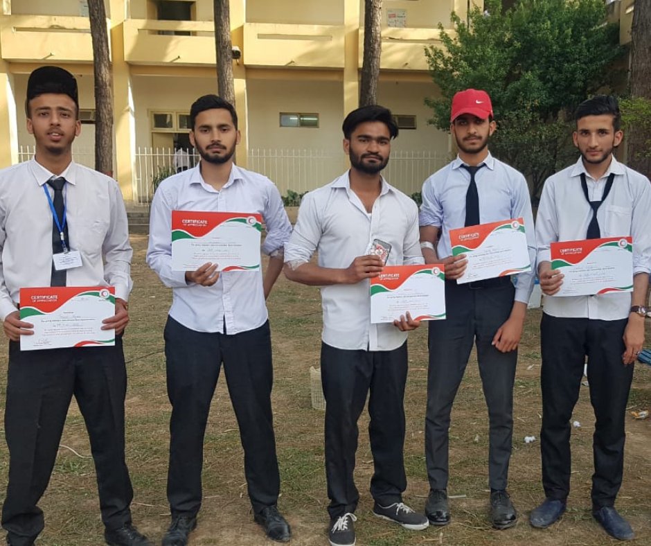PRC_official's tweet photo. @PRC_official blood donation center arranged blood camp at Islamabad Model postgraduate college of commerce H-8/4, 139  units of blood were collected.

Support PRCS RBDC and help to keep blood stocks 

#DonateBloodSaveLife #Islamabad #PakistanRedCrescent #RBDC #BeADonor #RBDC https://t.co/jBZu6tYFRt