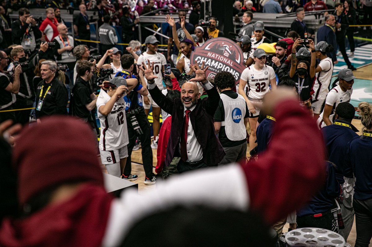 GamecockWBB's tweet photo. We’ll never forget this feeling. https://t.co/Dzd1uYbj4v