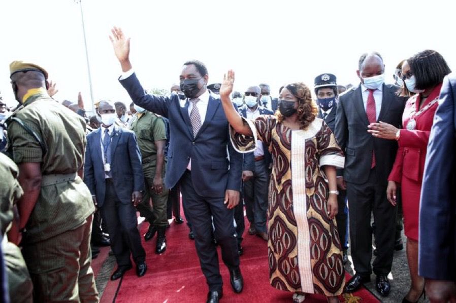 Uyu munsi Perezida #Kagame ategerejwe mu mujyi wa #Livingstone muri # ...
