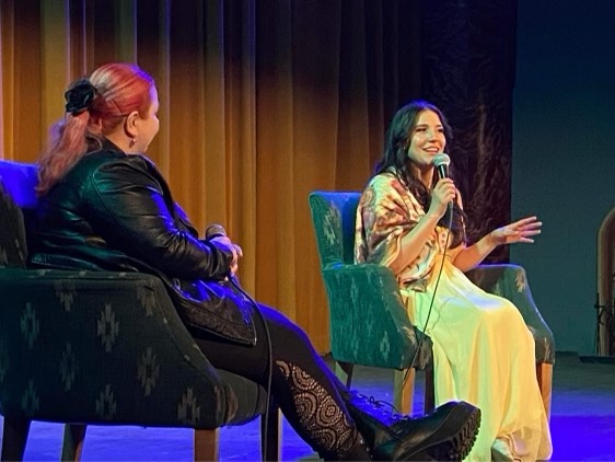 RunWomanRunFilm's tweet photo. Some photos from our screenings in Saskatoon this weekend at @RoxySaskatoon.
A special post-show Q&A with #RunWomanRun lead actor & all around funny lady @Dakota_Raymond capped off Friday night!
We're at the Roxy (and across Canada) all week! Tix: https://t.co/gkPJGlHnk8 https://t.co/qyWRzwpZ5I