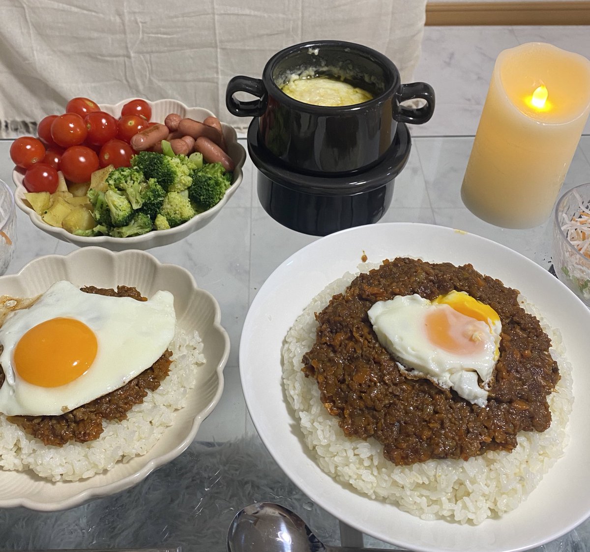 rei102798's tweet photo. 𓈒 𓏸ある日の夜ご飯𓈒𓂂𓏸

 #夜ご飯 #おうちごはん #同棲カップル https://t.co/rYo25xhvlM