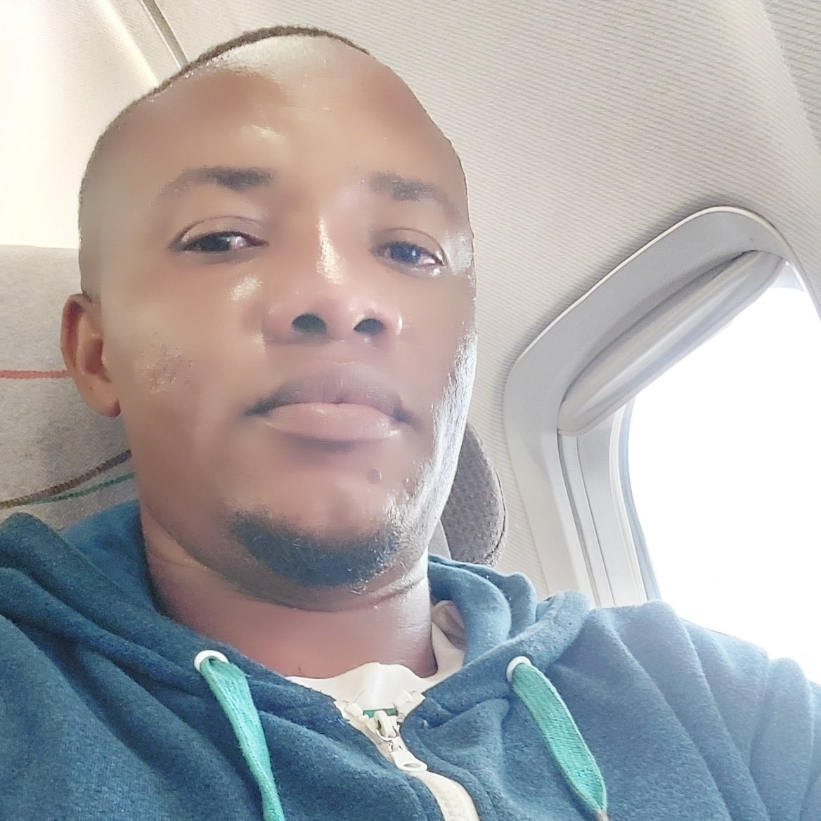 ayaleer's tweet image. Safe travels to Sierra Leone 🇸🇱