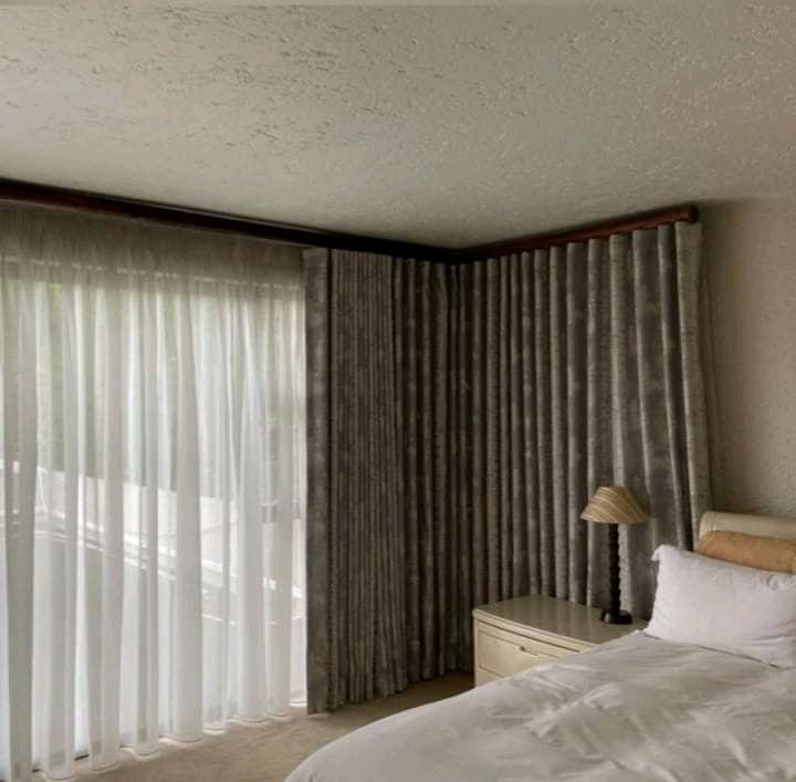SFaiith's tweet photo. Curtains are a traditional option for any window.
Making a room look cosy and inviting and in a whole range of fabrics to suit your interior design.

📍Pretoria 

See Thread for mor information 

 https://t.co/fewEMCvxKY