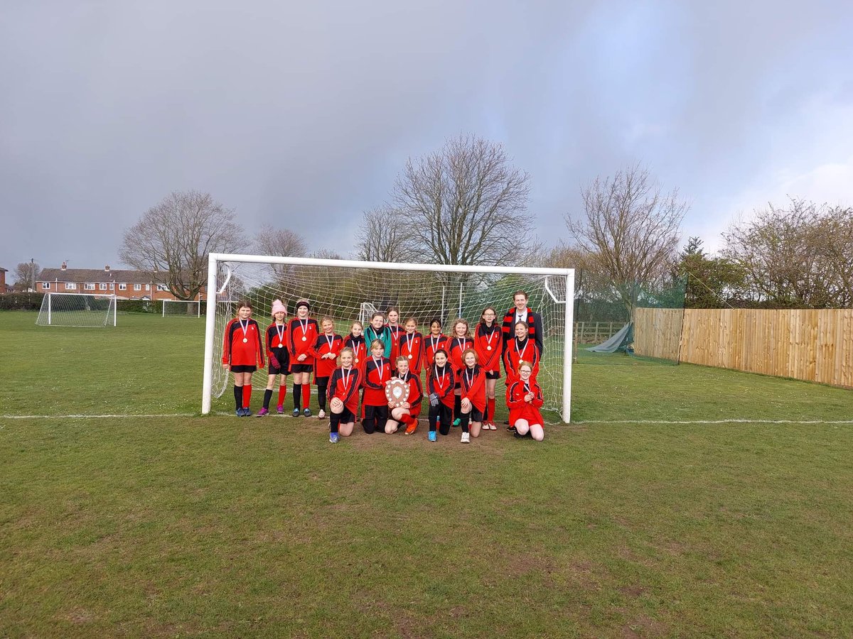 SchoolMillfield's tweet photo. Well done to our girls football team who are now Division 1 League Champions!👏👏👏👏 https://t.co/ozPEIQmfCa