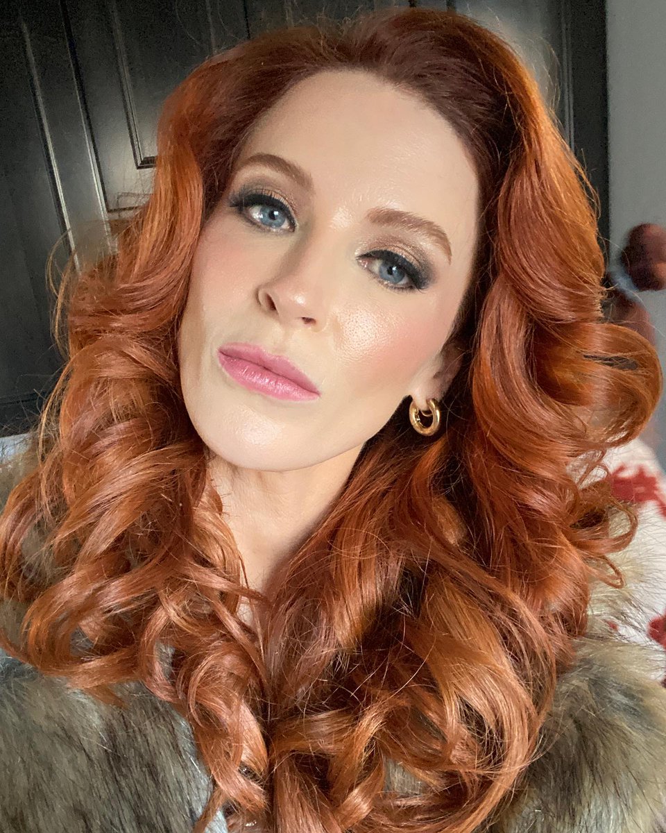 bridgetforlife's tweet photo. ♡ Barb from upcoming romantic comedy movie #thingslikethis 

@BridgetRegan #bridgetregan https://t.co/R7SLwRuqY0