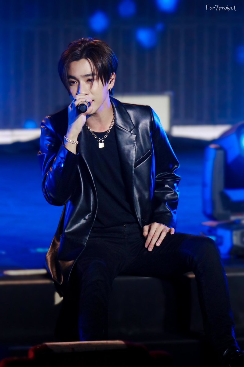 for7project's tweet photo. — เท่ทิ้สุบบบบบ! 🐯🖤

#7projectFanmeeting2022DDAY #KDPPE #PerthTanapon @perthppe https://t.co/P0UJcVFhqR