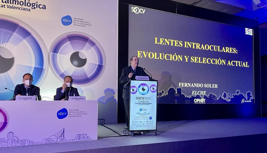 drsoler's tweet photo. ✔️ Este fin de semana, nuestro director médico el Dr. Fernando L. Soler asistió como ponente al congreso de la SOCV, para ofrecer una conferencia magistral tras la reciente celebración de FacoElche, hace poco más de una semana.
#SOCV #DrSoler #Oftalmología #Congreso https://t.co/xcFRr3btvK