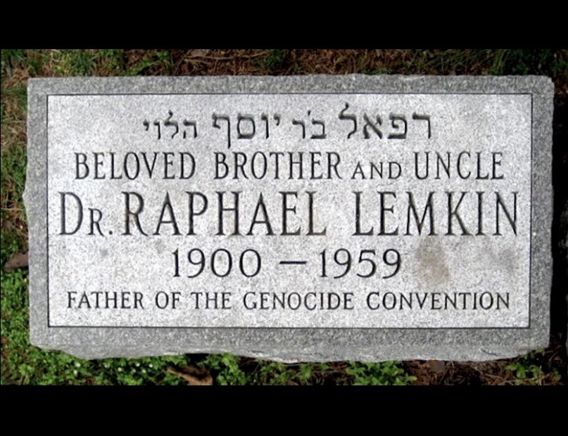 No Nobel Prize. He died in poverty.

No UN representative or government dignitary attended his funeral.

No memorial, except for a gravestone - and of course @philippesands wonderful “East West Street”.

But today’s newspapers show the enduring importance of his work.

#RuleOfLaw