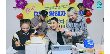 ZoldyckCrush's tweet photo. I LOVE TO SEE THEM HAPPY <3
#KARD @_bigmatthewww #JSEPH #JIWOO #SOMIN #WelcomeBackJseph https://t.co/HYYu26yLt6