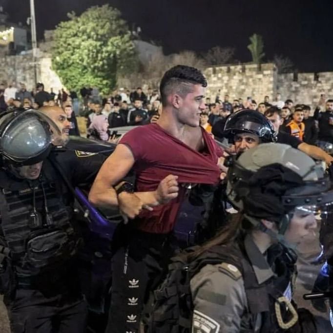 Uncivilized313's tweet photo. Ramadan in Jerusalem💔 https://t.co/65EOQVzh9r