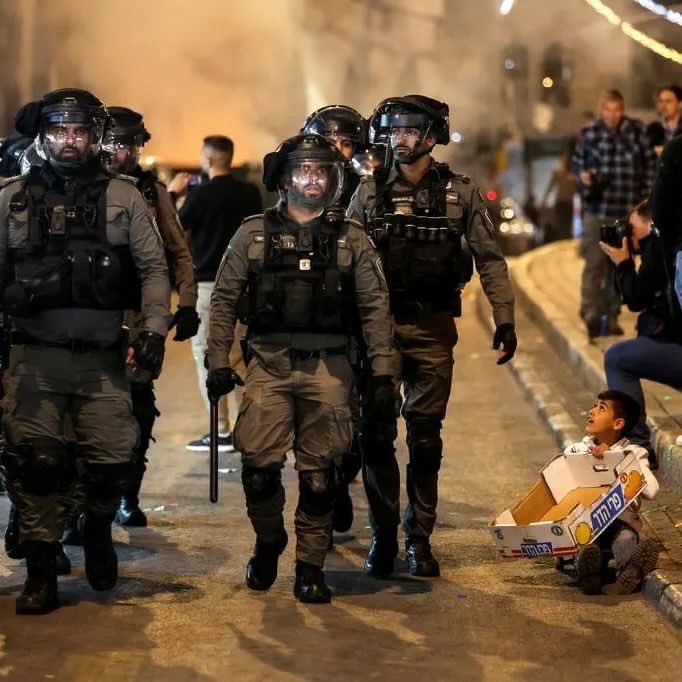 Uncivilized313's tweet photo. Ramadan in Jerusalem💔 https://t.co/65EOQVzh9r