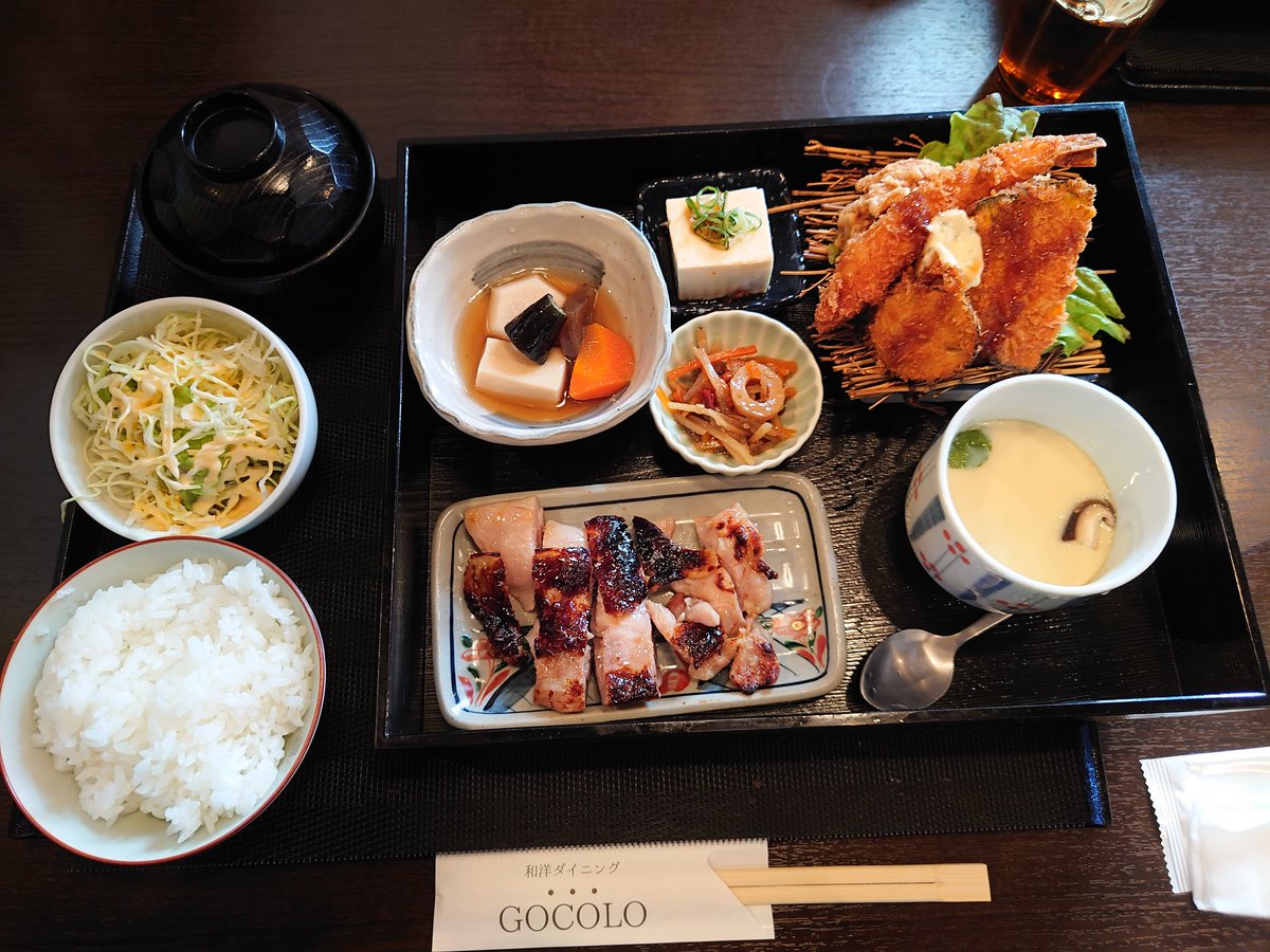 3ishi9's tweet photo. GOCOLOの鶏モモ塩こうじ焼き定食!
味良しコスパ良し!!😆
#GOCOLO
#爆れつ食べたい https://t.co/r8lD7506MF