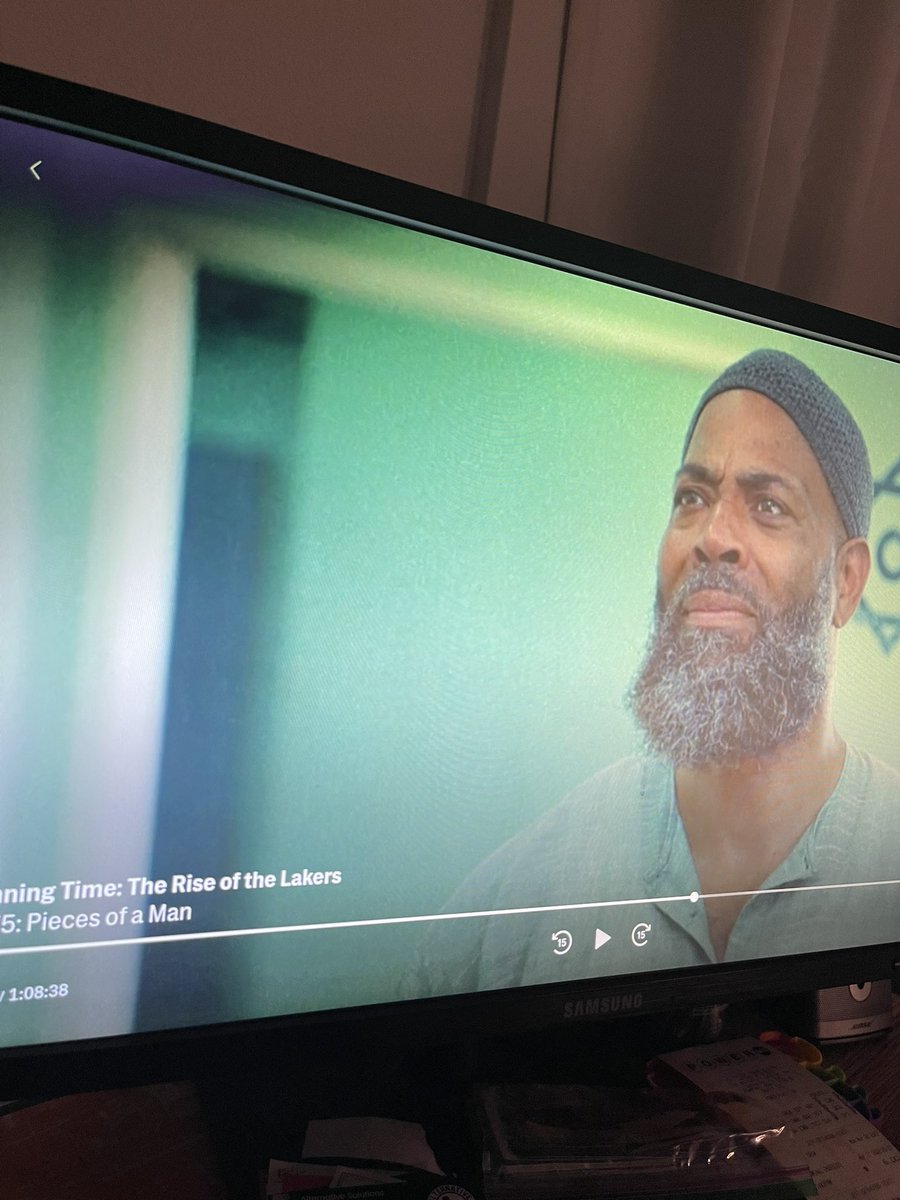 KaosLostAngels's tweet photo. @WESTCOASTDOC - yoooo just caught you on Winning Time! About time they get you on that screen. Good look OG. https://t.co/4SXAs64J3L