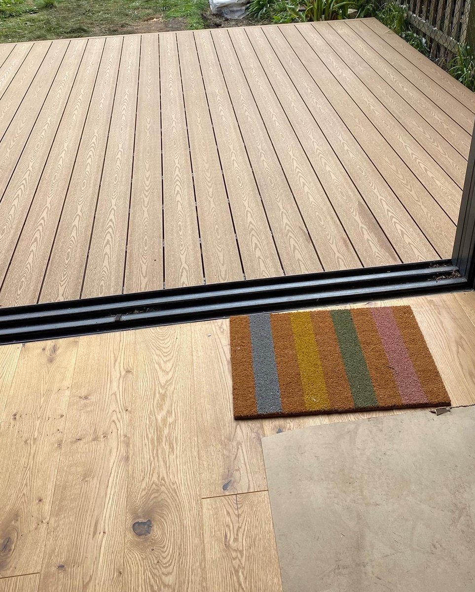 CJLandscapes's tweet image. Small composite decking project in Walthamstow, East London for a happy client. Creating a great area for them to entertain and relax #deckinginstaller #decking #compositedecking #eastlondon #walthamstow #E17 #walthamforest #deckingspecialist #deckingservices #deckingcontractor