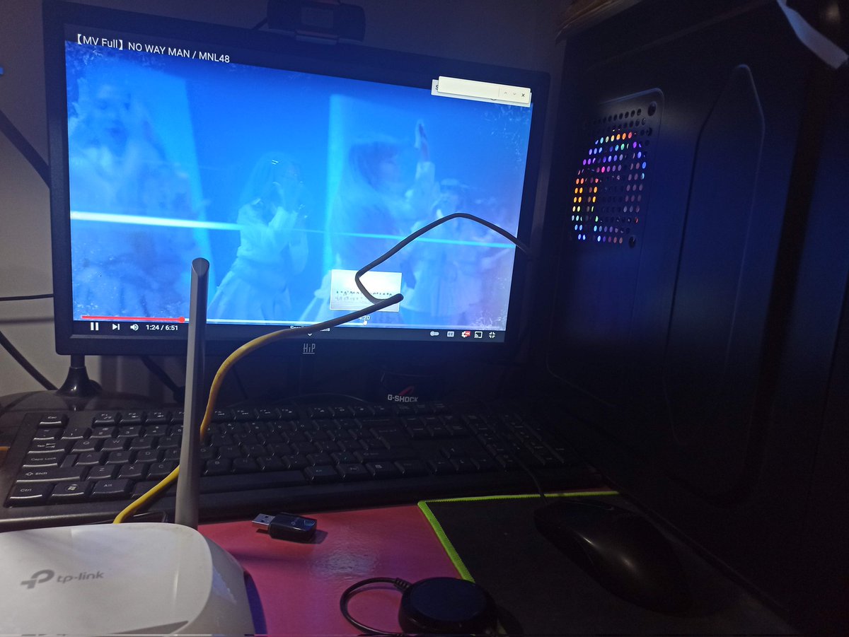 lockedmeup1's tweet photo. Haha itinabi q na ung modem para ndi magbuff haha

#MNL48 https://t.co/wtORTLD4B9