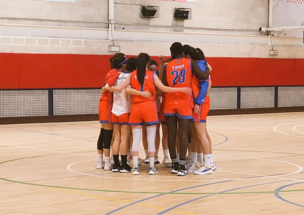 📝 Nacional Femenino

Nacional Femenino 47-54 <a href="/CBCMostoles/">C.B.CiudaddeMostoles</a>

🎙️"Hicimos trabajar al máximo al rival y estuvimos cerca de hacernos con la victoria. Solo tengo palabras de admiración y respecto para este grupo por su trabajo y dedicación constante. Un orgullo." <a href="/DaniMartinRodri/">Dani Martin</a>