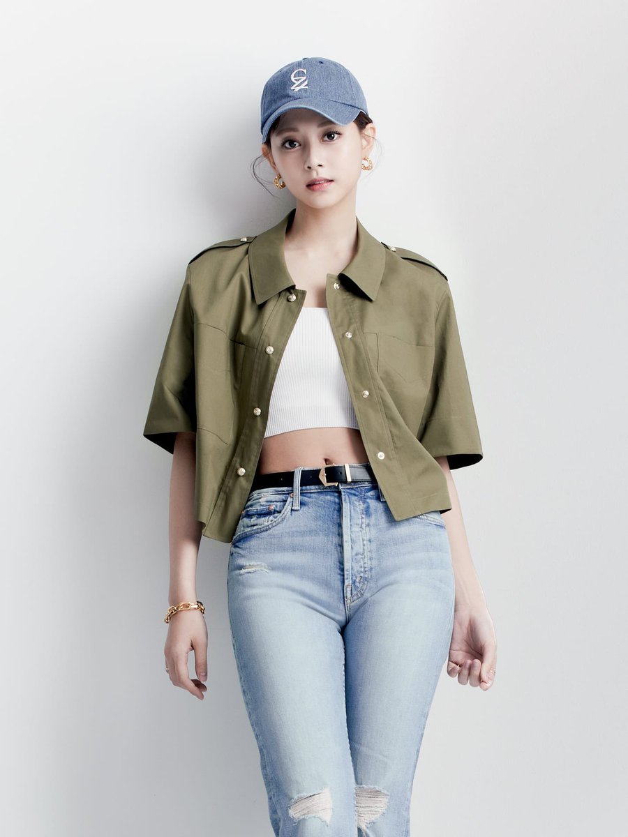Jootaeny's tweet photo. Trời ơi 🤦‍♀️ làm sao chịu nổi 🤦‍♀️
Đẹp quá Du ơi 💙
#TZUYUxZOOC @JYPETWICE @jypnation https://t.co/vasnCmH4qs