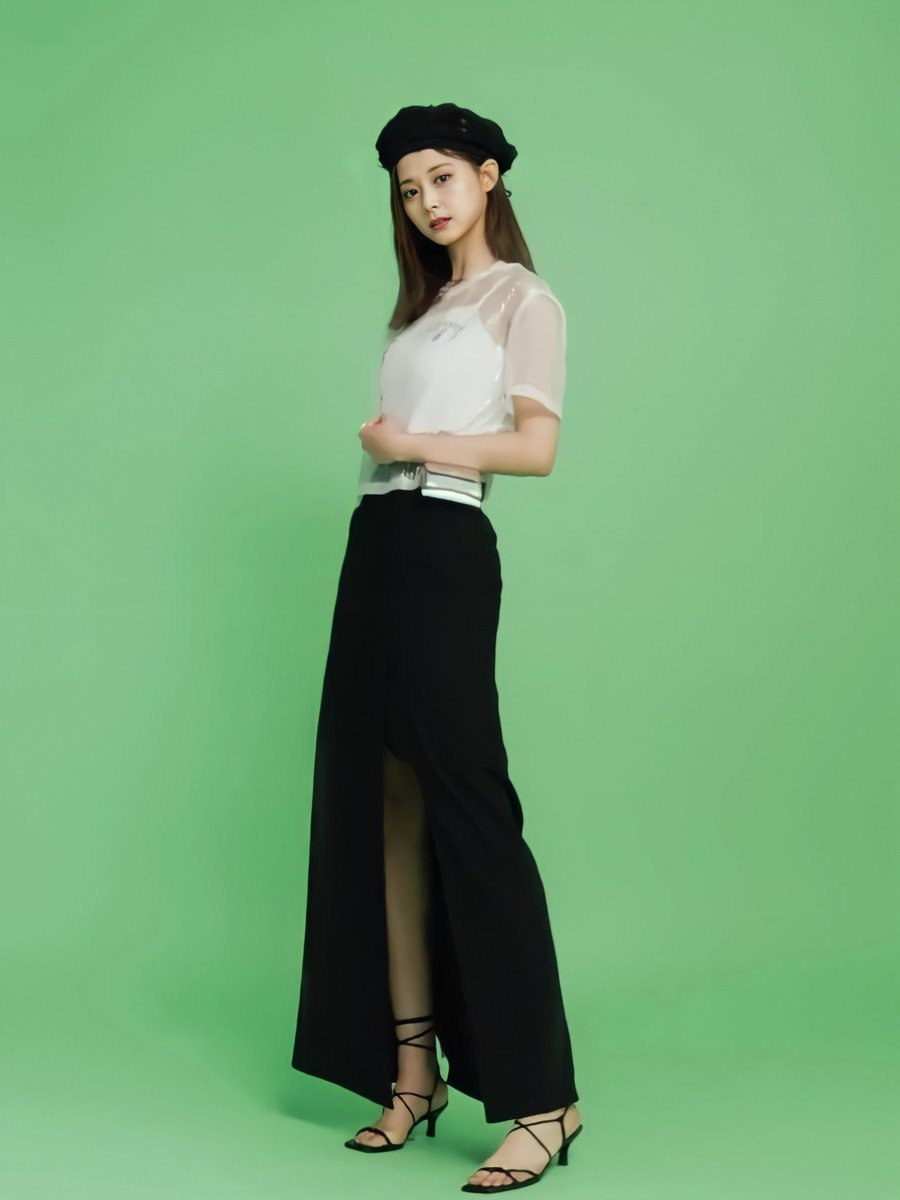 Jootaeny's tweet photo. Mê chữ ê kéo dài tận cuối cùng Trái Đất này
#TZUYUxZOOC @JYPETWICE @jypnation https://t.co/v0s5HM3eCQ